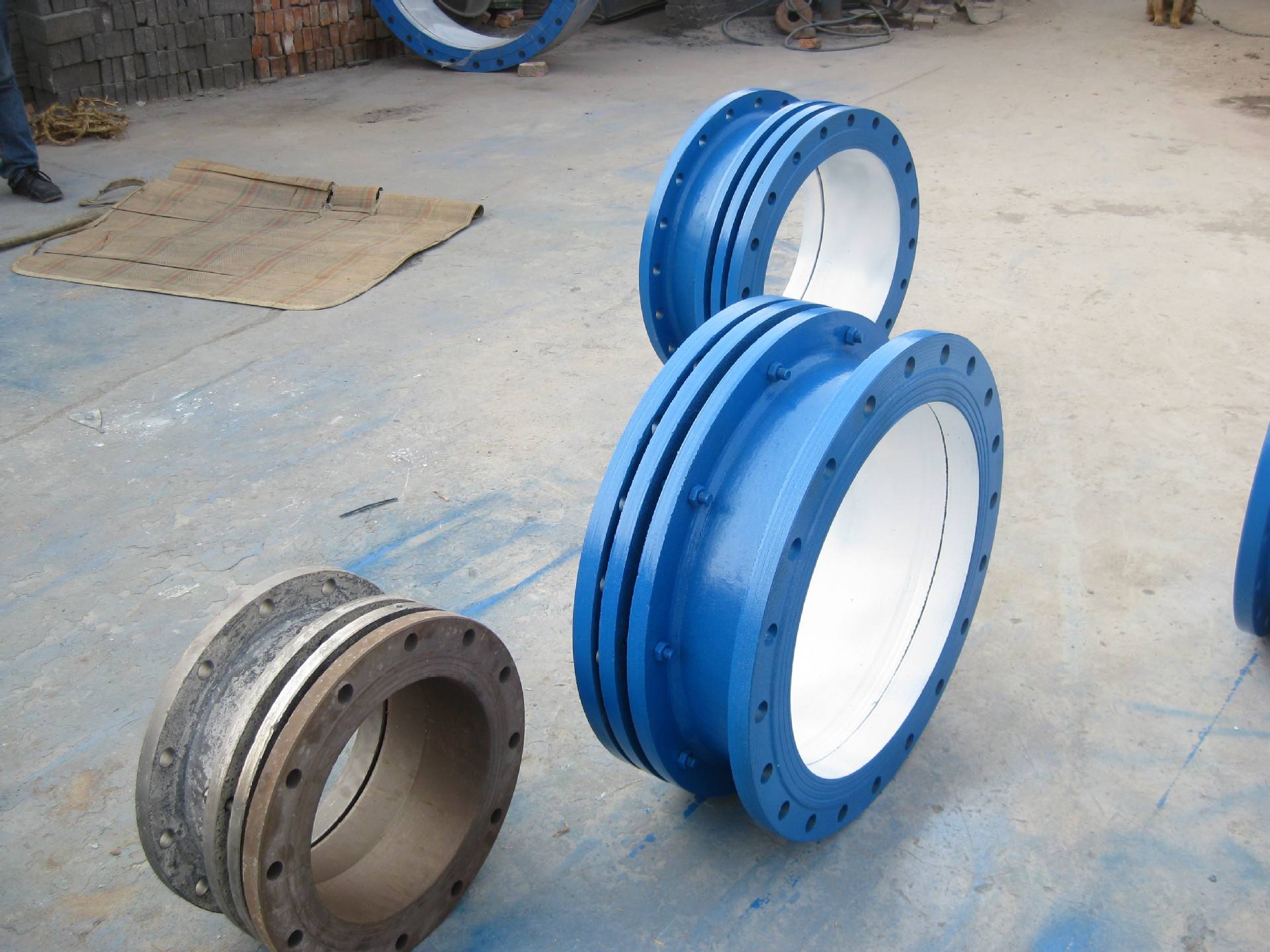 �|�������s��