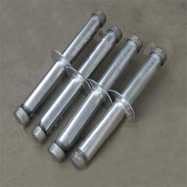 �����׹܏S��