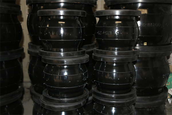 �����p���m���z���^